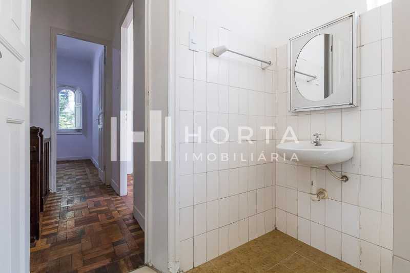 Apartamento à venda com 3 quartos, 145m² - Foto 3