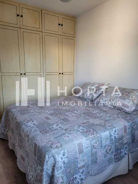 Apartamento à venda com 2 quartos, 67m² - Foto 4