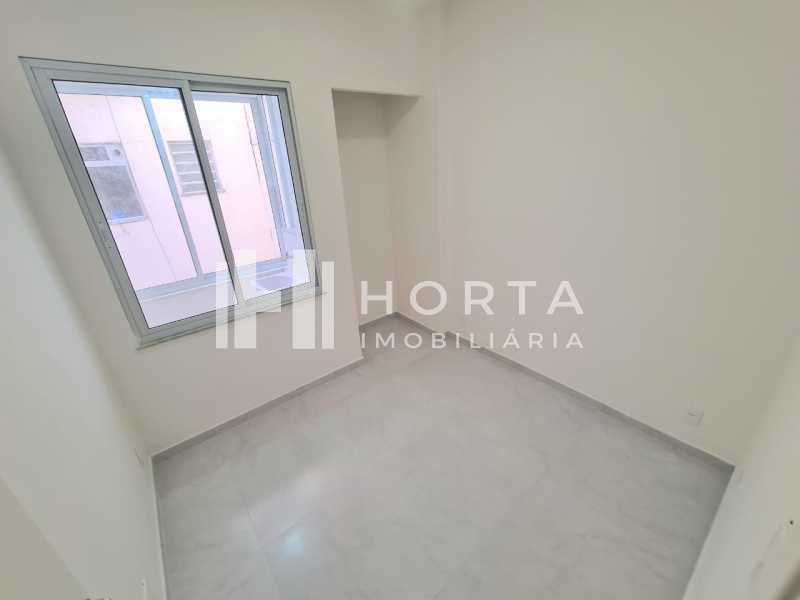 Apartamento à venda com 1 quarto, 40m² - Foto 2