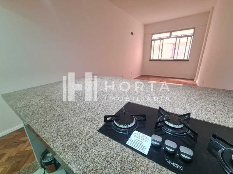 Apartamento à venda com 1 quarto, 31m² - Foto 11