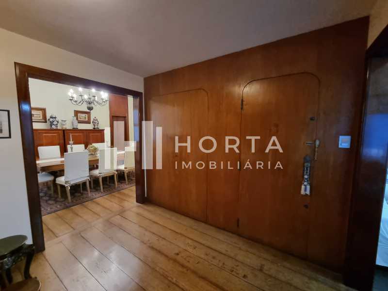 Apartamento à venda com 3 quartos, 220m² - Foto 9