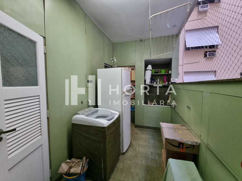 Apartamento à venda com 3 quartos, 220m² - Foto 29