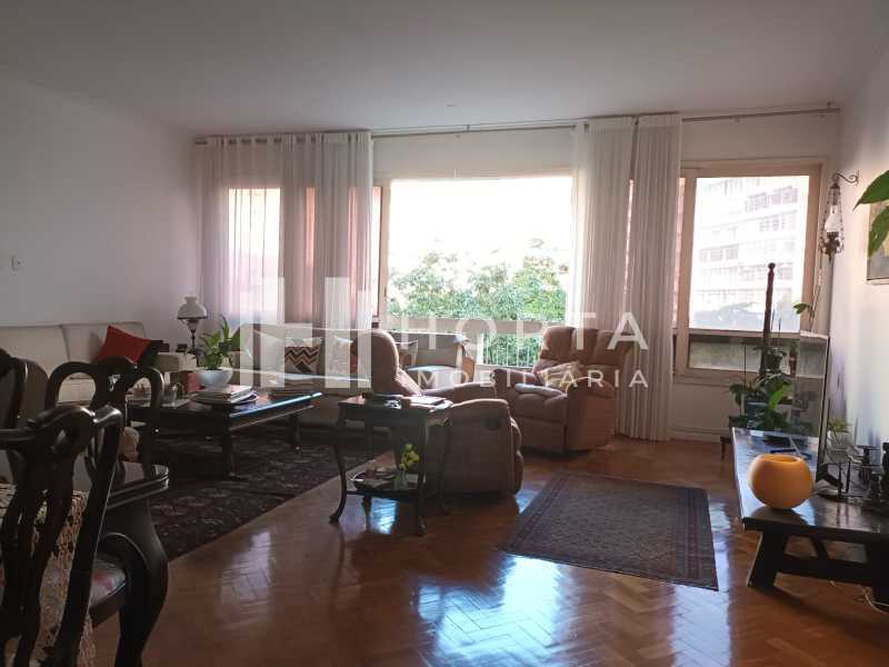 Apartamento à venda e aluguel com 3 quartos, 215m² - Foto 1