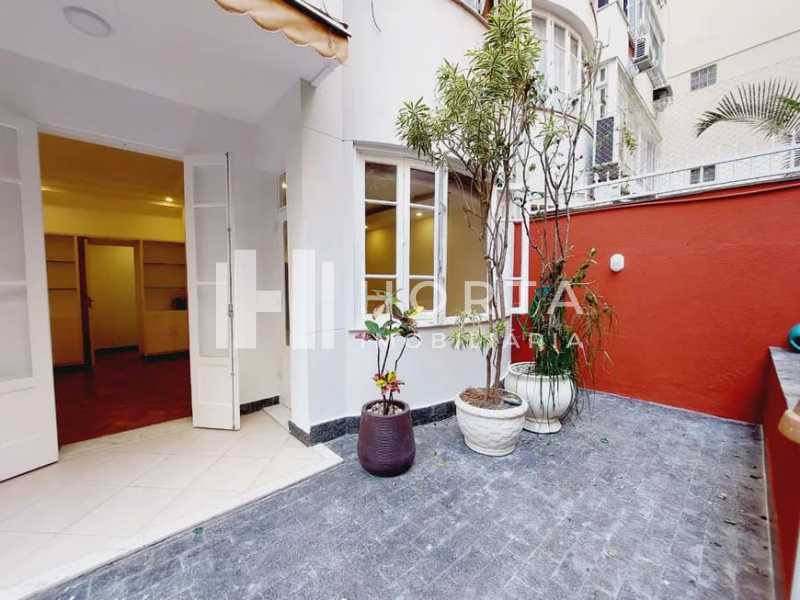 Apartamento à venda com 3 quartos, 110m² - Foto 2