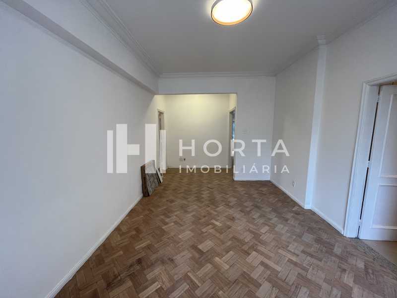 Apartamento à venda com 3 quartos, 177m² - Foto 2