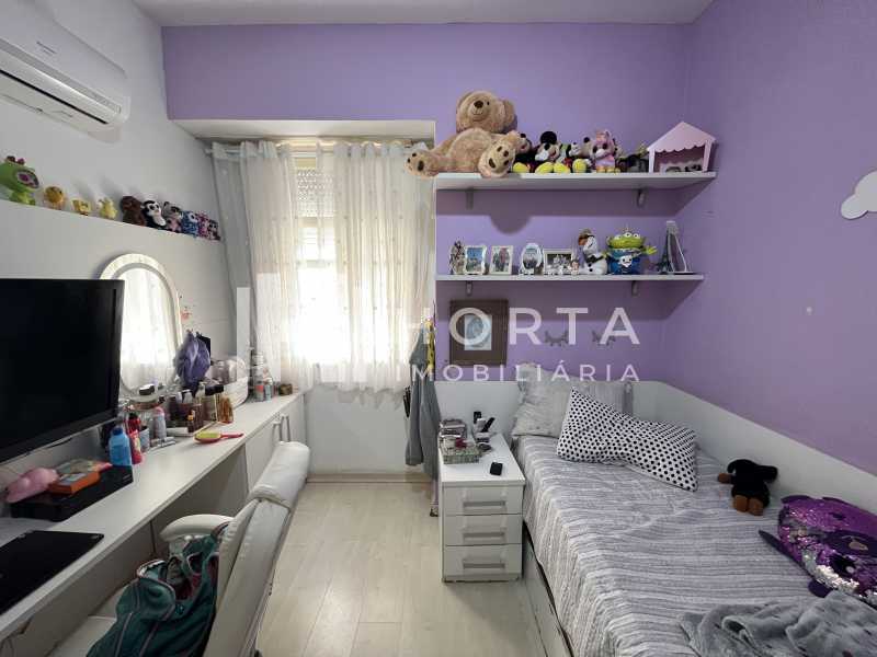 Apartamento à venda com 3 quartos, 140m² - Foto 13