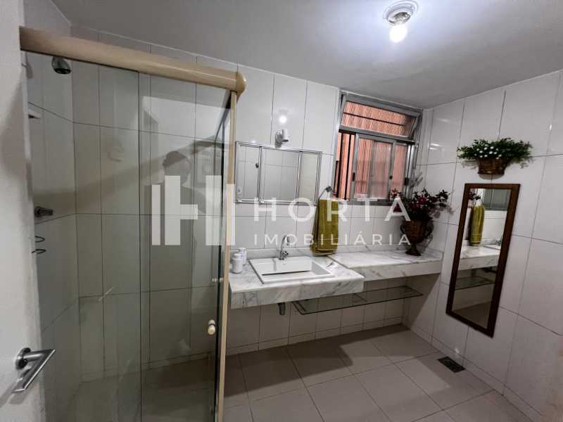 Apartamento para alugar com 3 quartos, 150m² - Foto 26