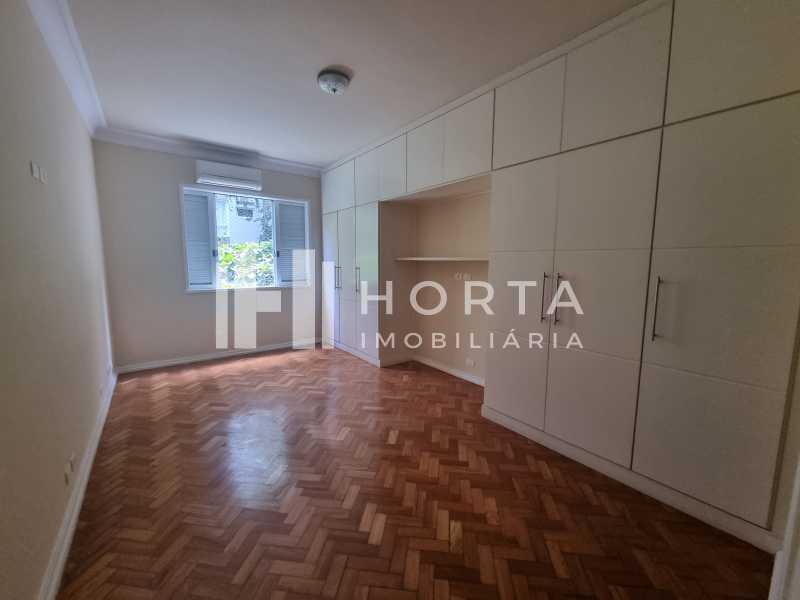 Apartamento para alugar com 4 quartos, 250m² - Foto 9