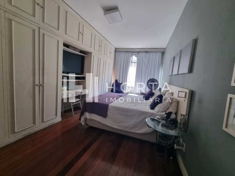 Apartamento à venda com 4 quartos, 225m² - Foto 8