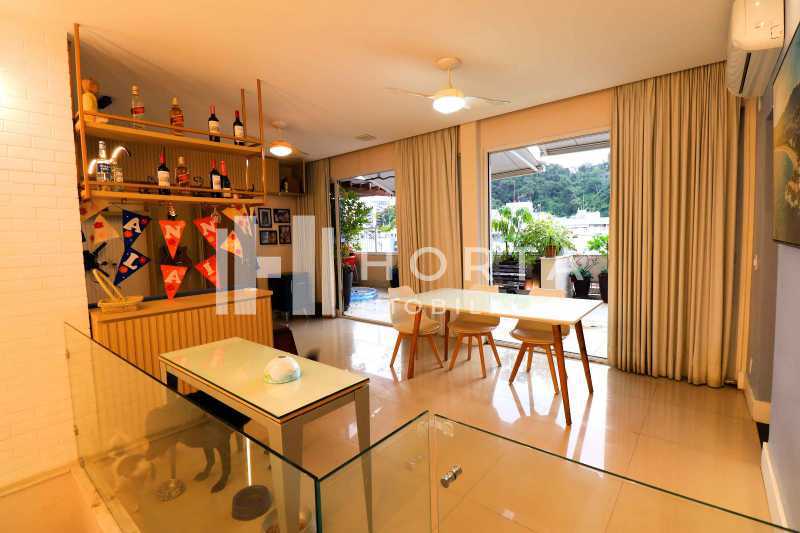 Cobertura à venda com 4 quartos, 160m² - Foto 1