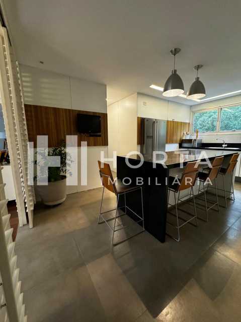 Apartamento à venda com 4 quartos, 206m² - Foto 19