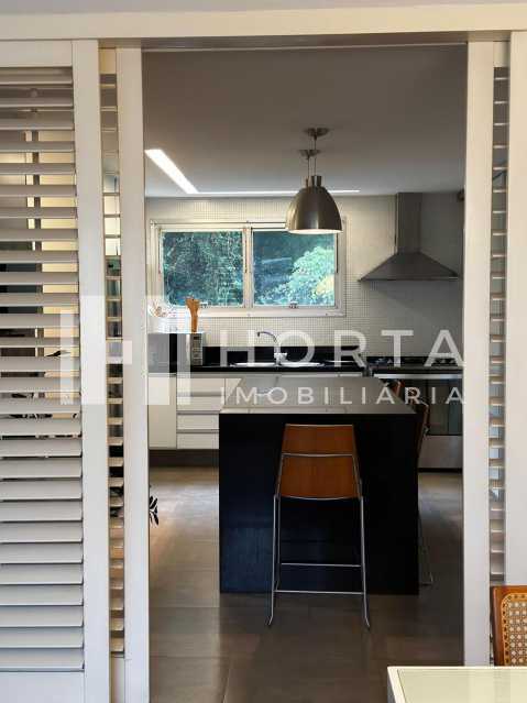Apartamento à venda com 4 quartos, 206m² - Foto 20