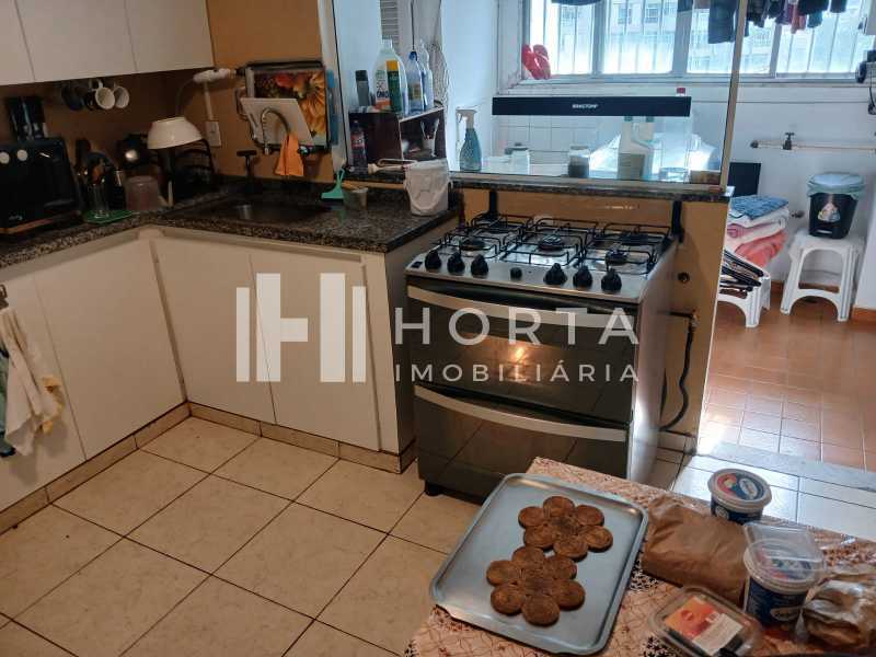Cobertura à venda com 4 quartos, 300m² - Foto 2