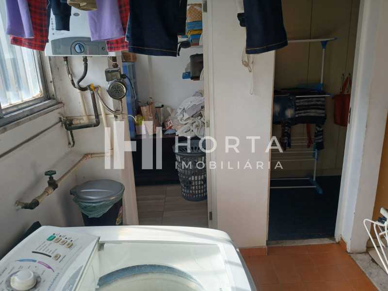 Cobertura à venda com 4 quartos, 300m² - Foto 4