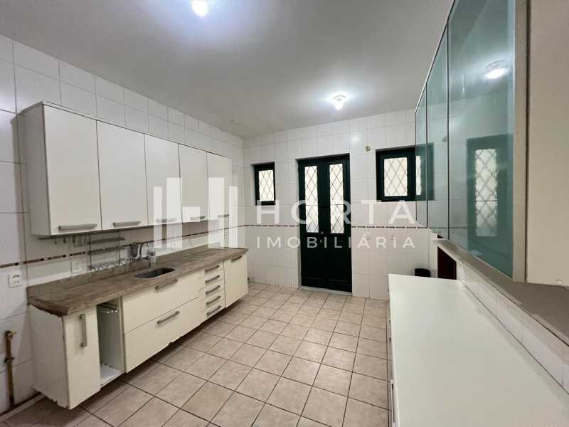 Casa para alugar com 4 quartos, 206m² - Foto 7