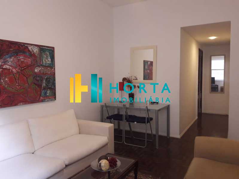 Apartamento à venda com 2 quartos, 75m² - Foto 1