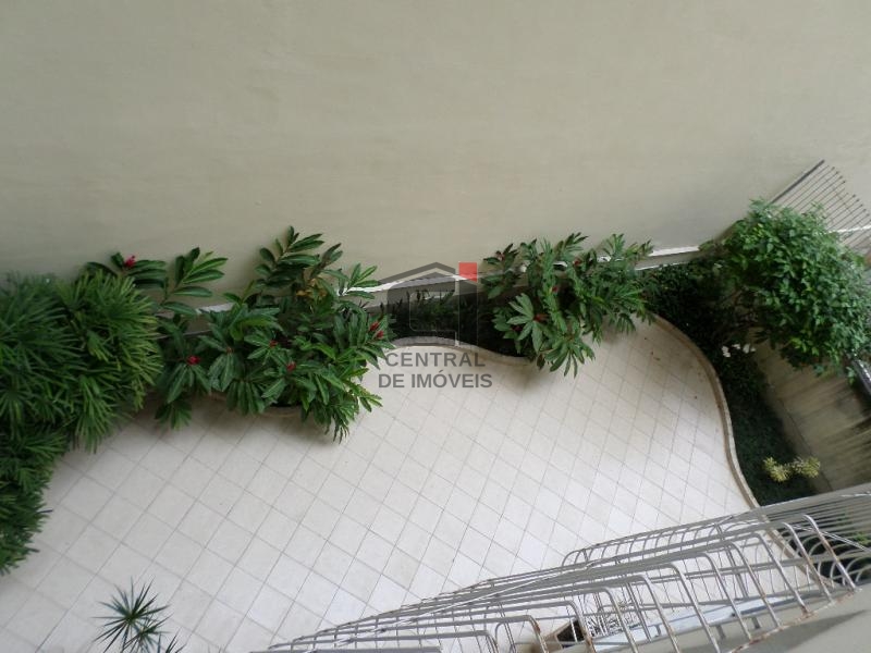 Apartamento à venda com 3 quartos, 180m² - Foto 10