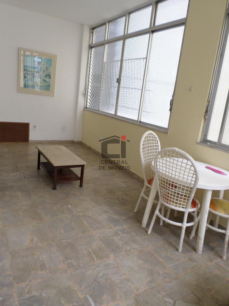 Apartamento à venda com 3 quartos, 180m² - Foto 13