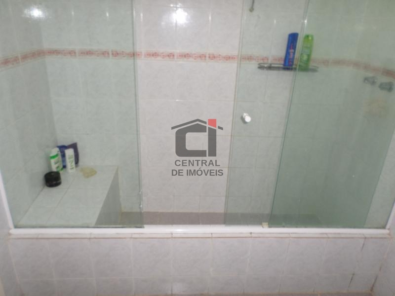 Apartamento à venda com 3 quartos, 180m² - Foto 19