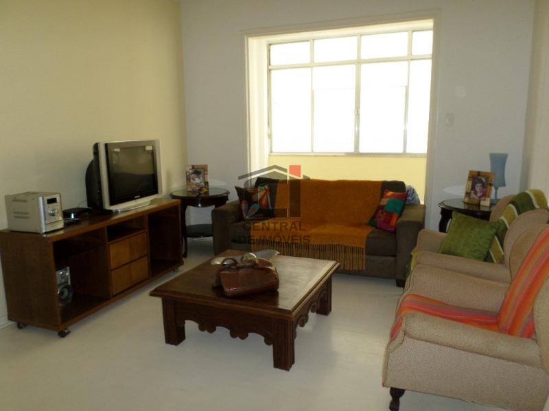 Apartamento à venda com 3 quartos, 180m² - Foto 2