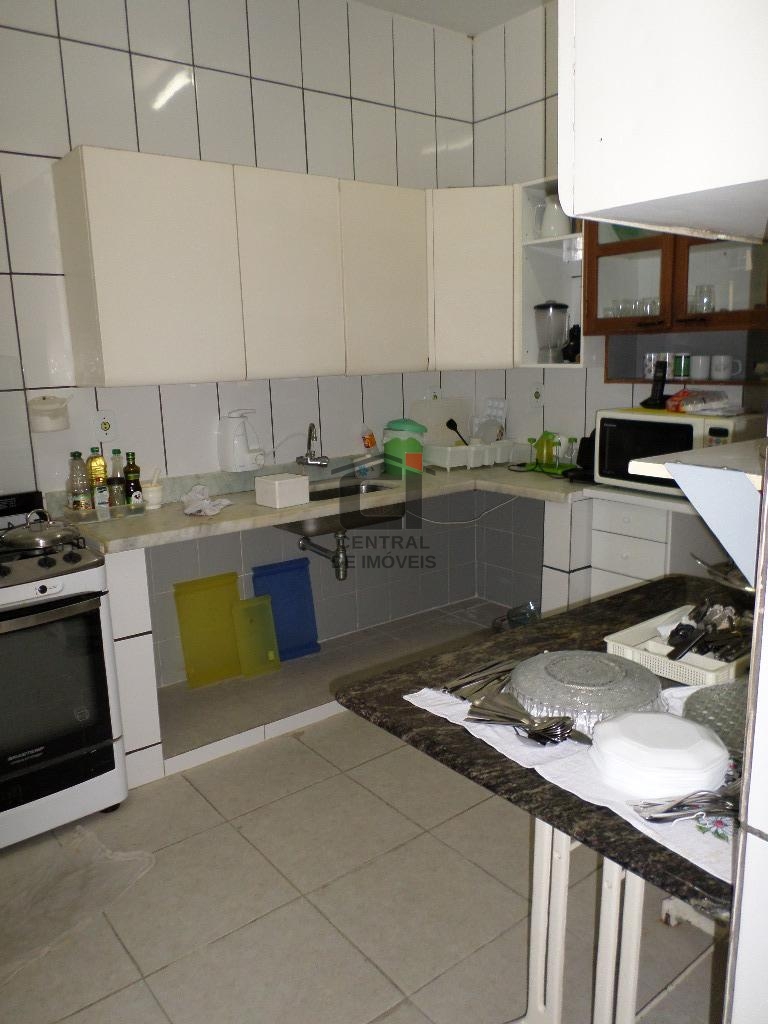 Apartamento à venda com 3 quartos, 180m² - Foto 30