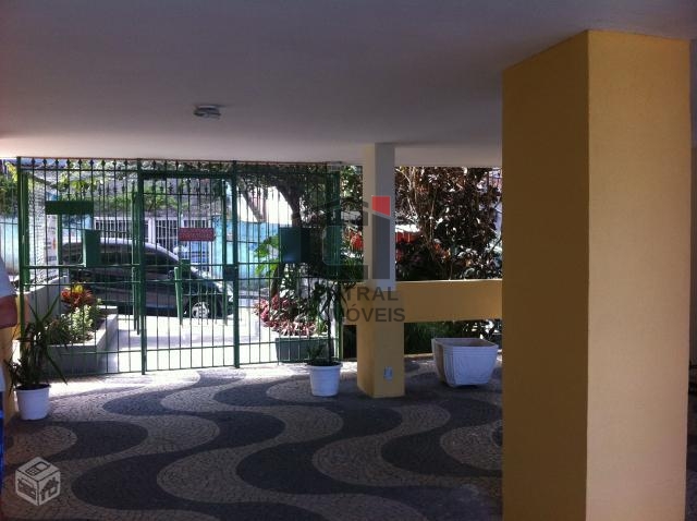 Apartamento à venda com 1 quarto, 55m² - Foto 2