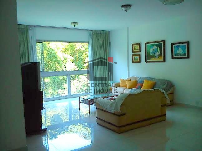 Apartamento à venda com 3 quartos, 130m² - Foto 1