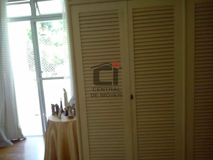 Apartamento à venda com 3 quartos, 130m² - Foto 13