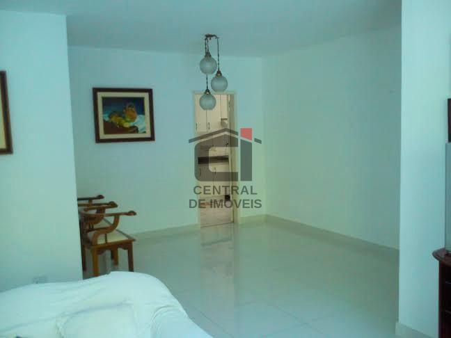 Apartamento à venda com 3 quartos, 130m² - Foto 7