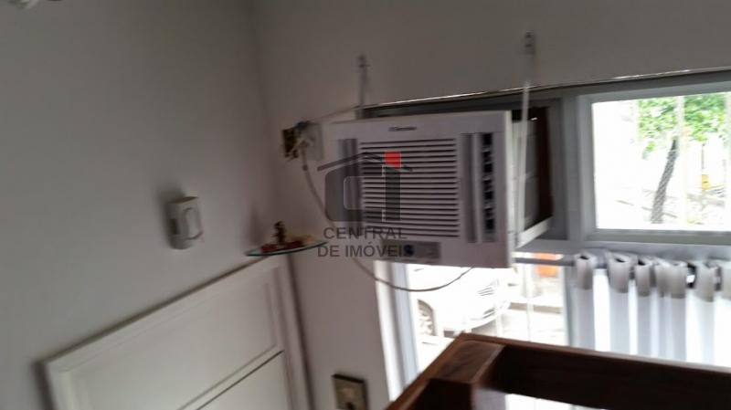 Apartamento à venda com 1 quarto, 28m² - Foto 18