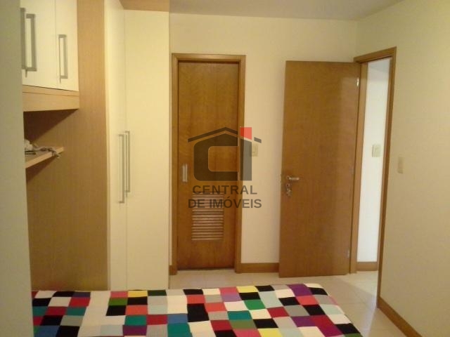 Apartamento à venda com 2 quartos, 68m² - Foto 26