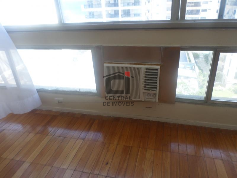 Apartamento à venda com 3 quartos, 150m² - Foto 29