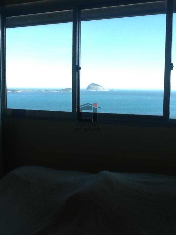 Apartamento à venda com 2 quartos, 72m² - Foto 12