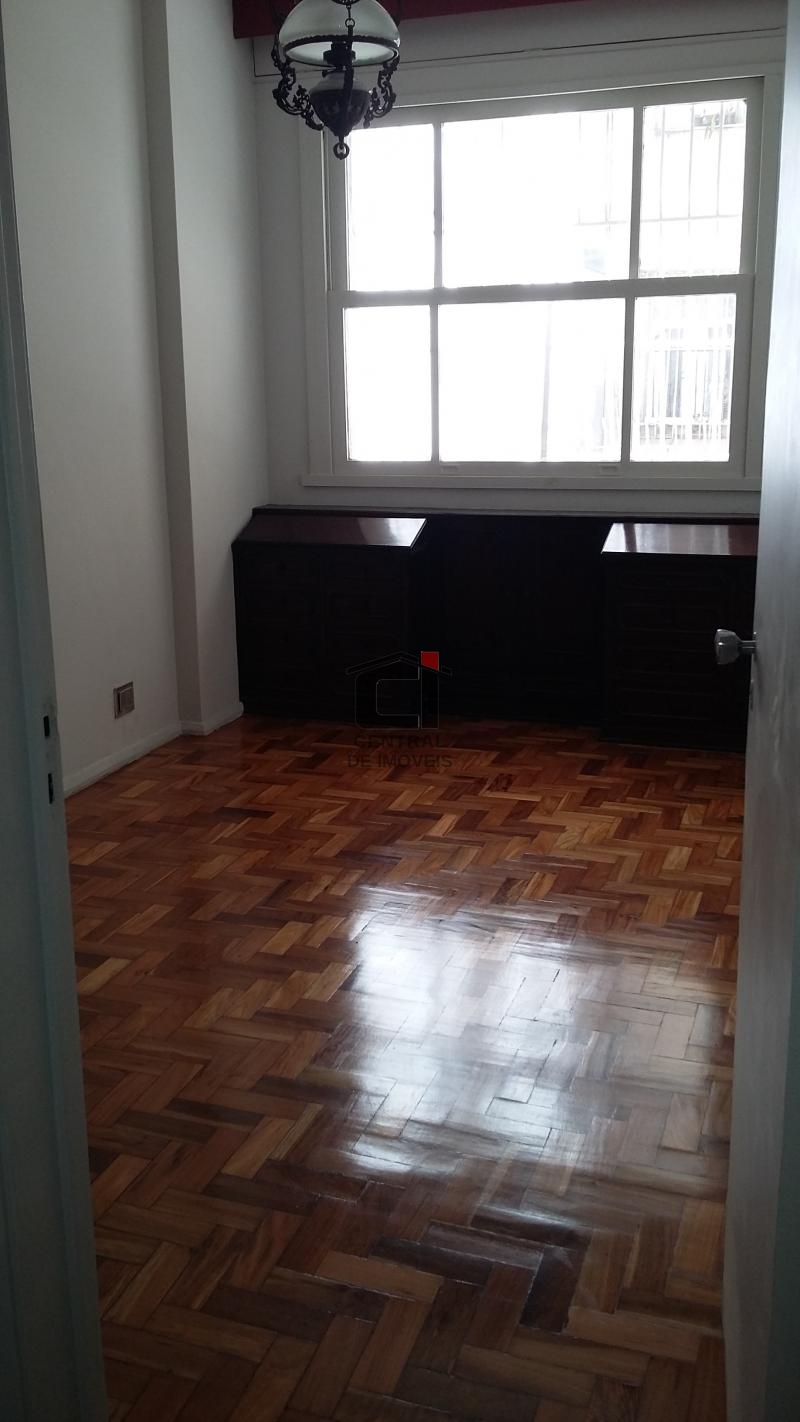 Apartamento à venda com 4 quartos, 255m² - Foto 17