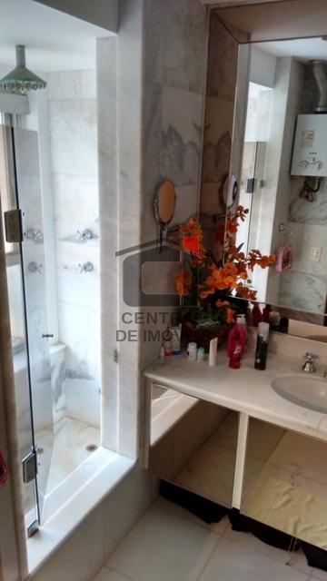 Apartamento à venda com 4 quartos, 264m² - Foto 17