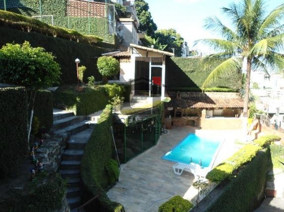Casa à venda com 5 quartos, 1100m² - Foto 12