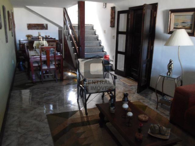 Casa à venda com 5 quartos, 1100m² - Foto 4