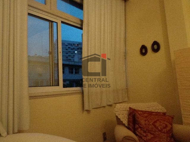 Apartamento à venda com 2 quartos, 100m² - Foto 6