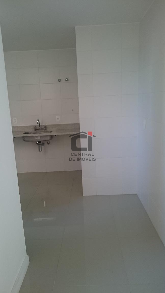 Apartamento à venda com 2 quartos, 70m² - Foto 19