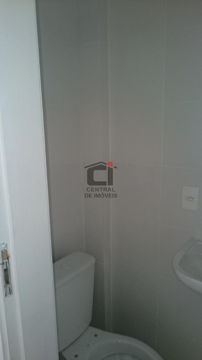 Apartamento à venda com 2 quartos, 70m² - Foto 27