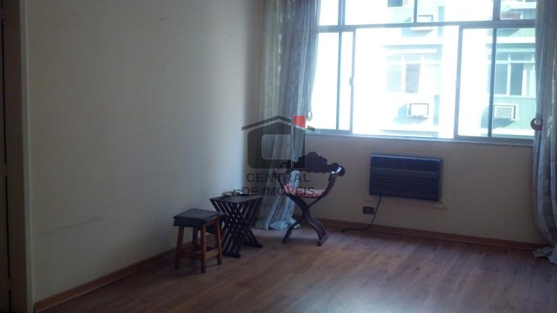 Apartamento à venda com 3 quartos, 90m² - Foto 4