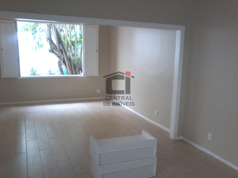 Casa à venda com 3 quartos, 190m² - Foto 10