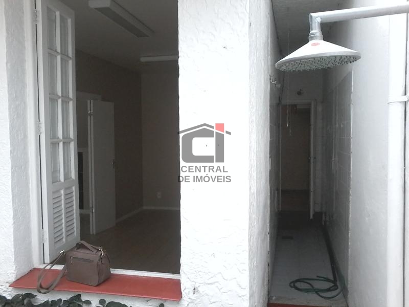 Casa à venda com 3 quartos, 190m² - Foto 12