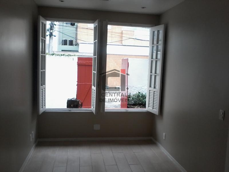 Casa à venda com 3 quartos, 190m² - Foto 18