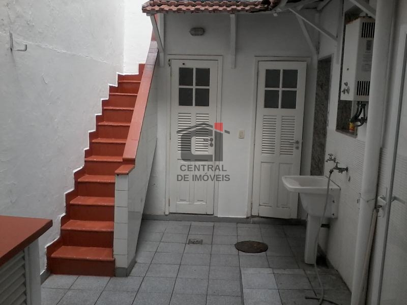 Casa à venda com 3 quartos, 190m² - Foto 29