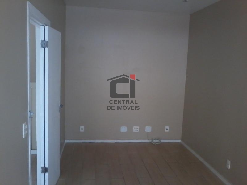 Casa à venda com 3 quartos, 190m² - Foto 8