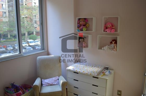 Apartamento à venda com 3 quartos, 90m² - Foto 6