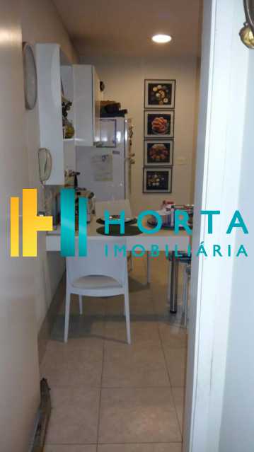 Apartamento à venda com 3 quartos, 210m² - Foto 12
