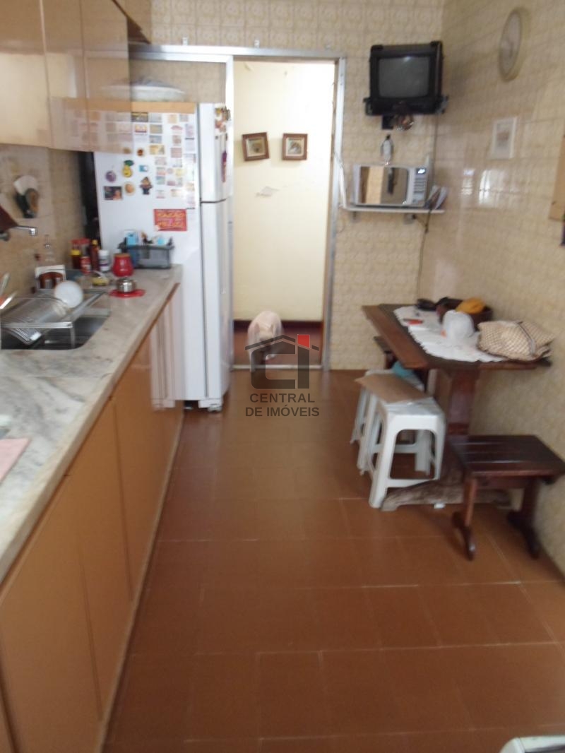 Apartamento à venda com 3 quartos, 120m² - Foto 18