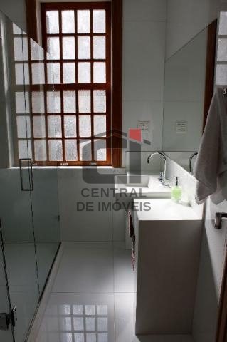 Apartamento à venda com 4 quartos, 211m² - Foto 7